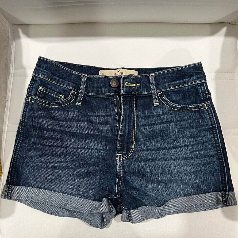 EXCELLENT CONDITION Hollister Co. High Rise Denim Short Short Women Size 0 W24